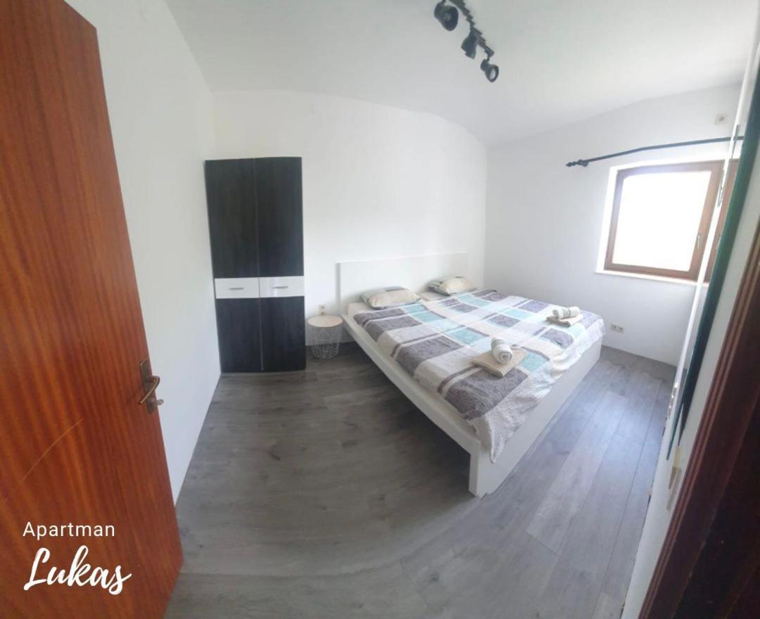 Apartmani Mazzarolli Jadranovo Rom bilde